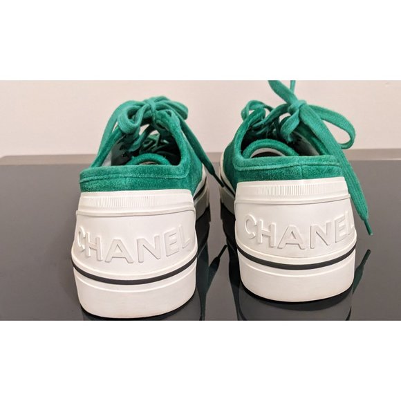 2019 CHANEL 1" platform Green Suede Sneakers Size 40 (US 9.5) - Picture 1 of 6